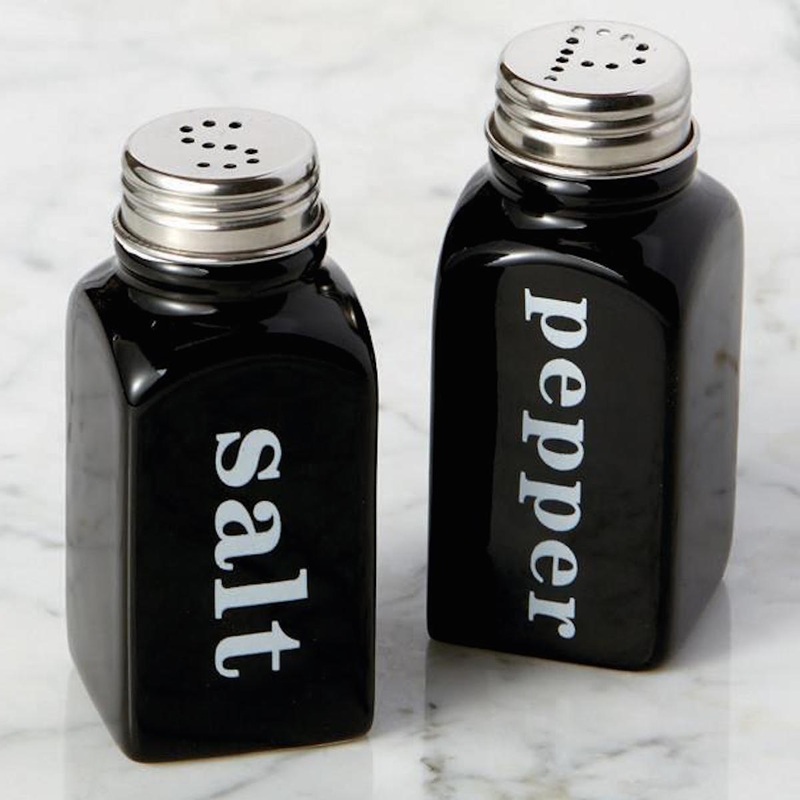 Black Salt / Pepper Shaker Set