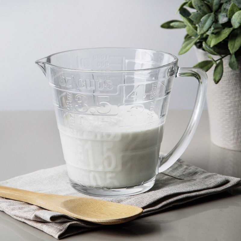 Embossed Glass Measuring Cup – 32 Oz.