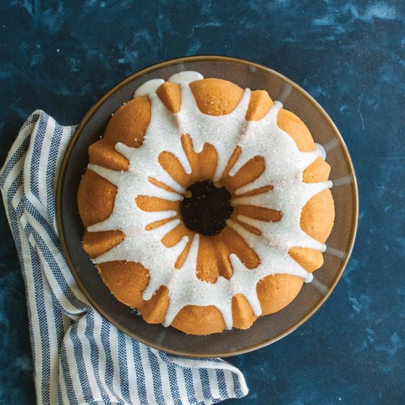 12 Cup Bundt Pan – Asst Colors