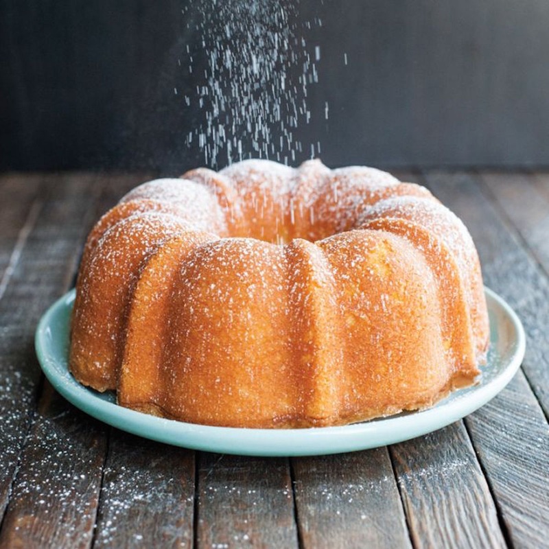 6 Cup Bundt Pan – Asst Colors