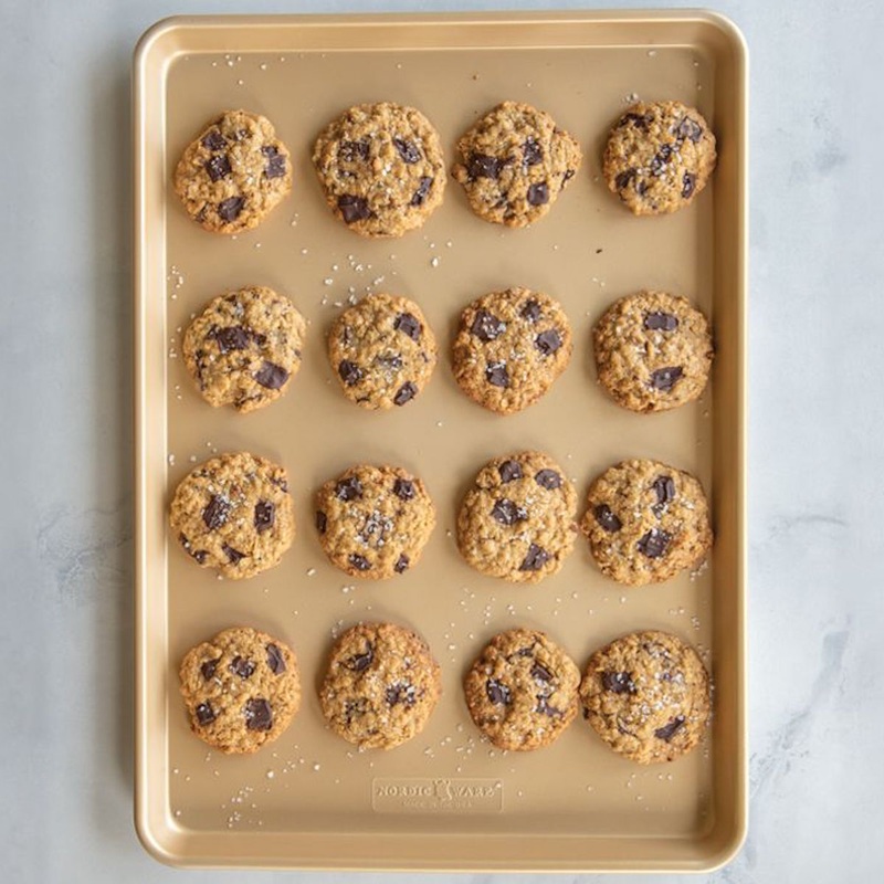 Nordic Ware Naturals – The Big Sheet Baking Pan Nonstick