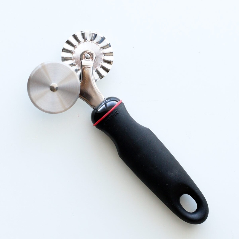 NorPro Grip-EZ Pastry/Ravioli Wheel
