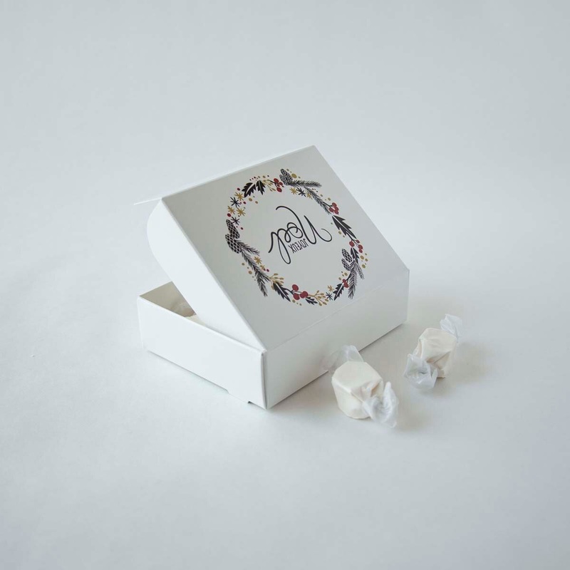 Quarter-Pound Flat Joyeux Noel Candy Box