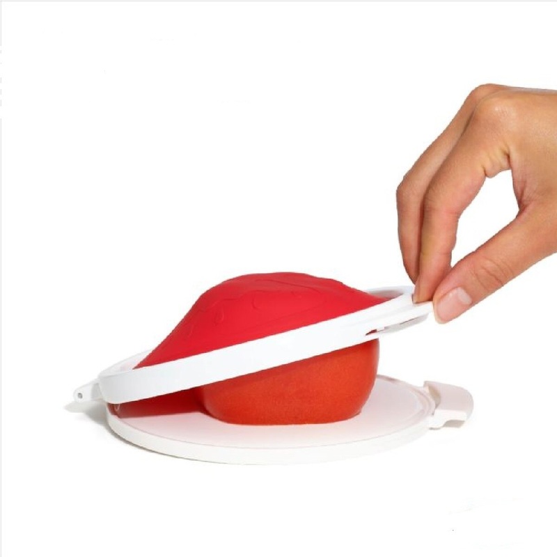 OXO Cut & Keep Silicone Tomato Saver