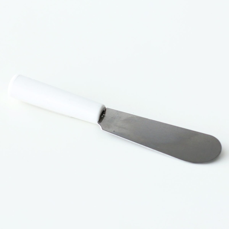 Petite Spreader with White Handle