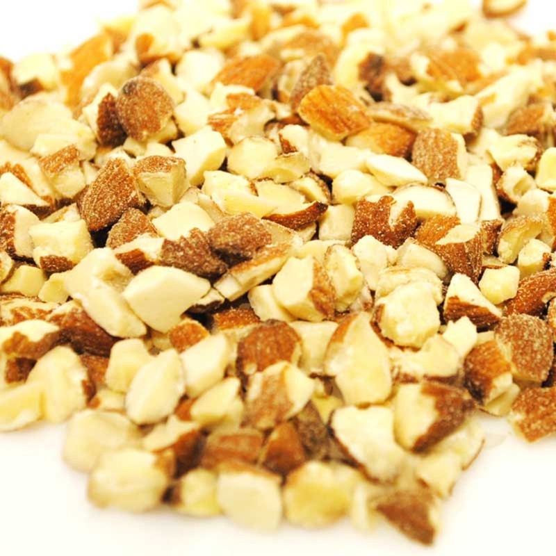 Diced Almonds – 32 Oz. Container