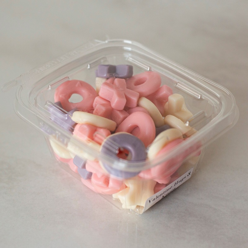 Gummi Hugs & Kisses – 12 Oz Container