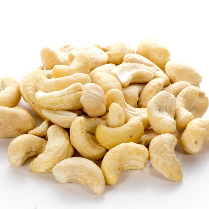 Raw Whole Cashews – 32 Oz. Container