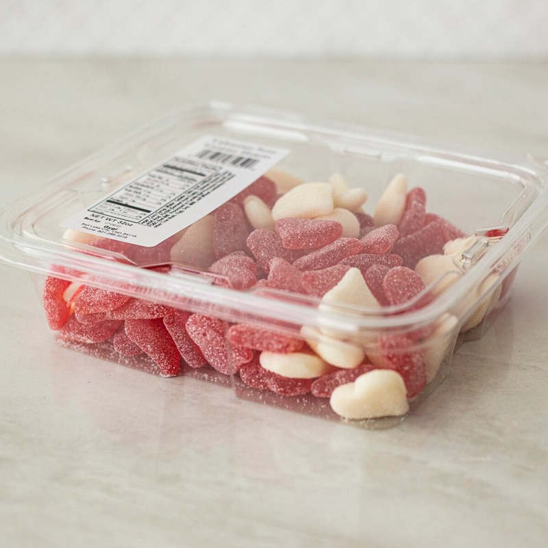 Sour Gummi Hearts – 32 Oz Container