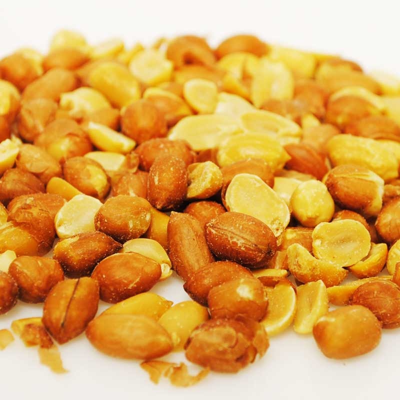 Spanish Roasted and Salted Peanuts – 32 oz. Bag