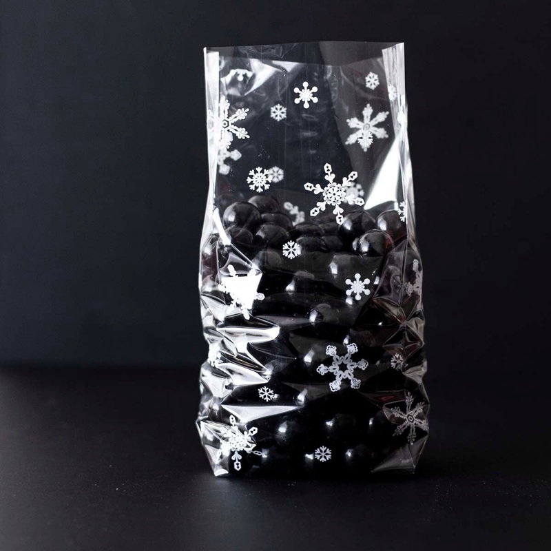 White Snowflake Cellophane Bag – C4