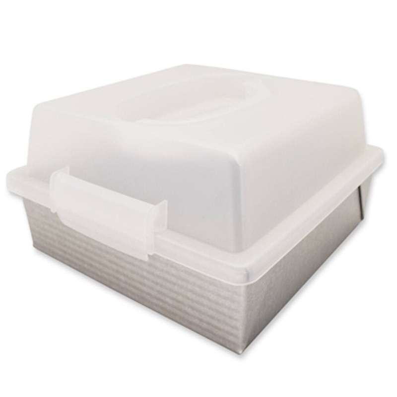 USA Pan 9 Square Cake Pan W/ Lid Set