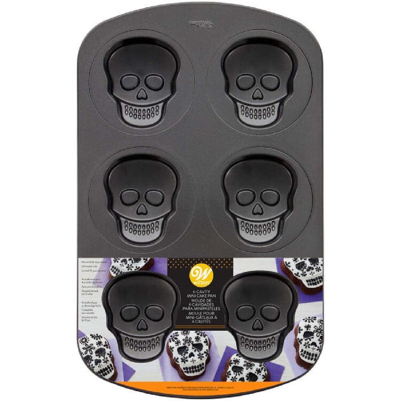 6-Cavity Mini Skull Cake Pan
