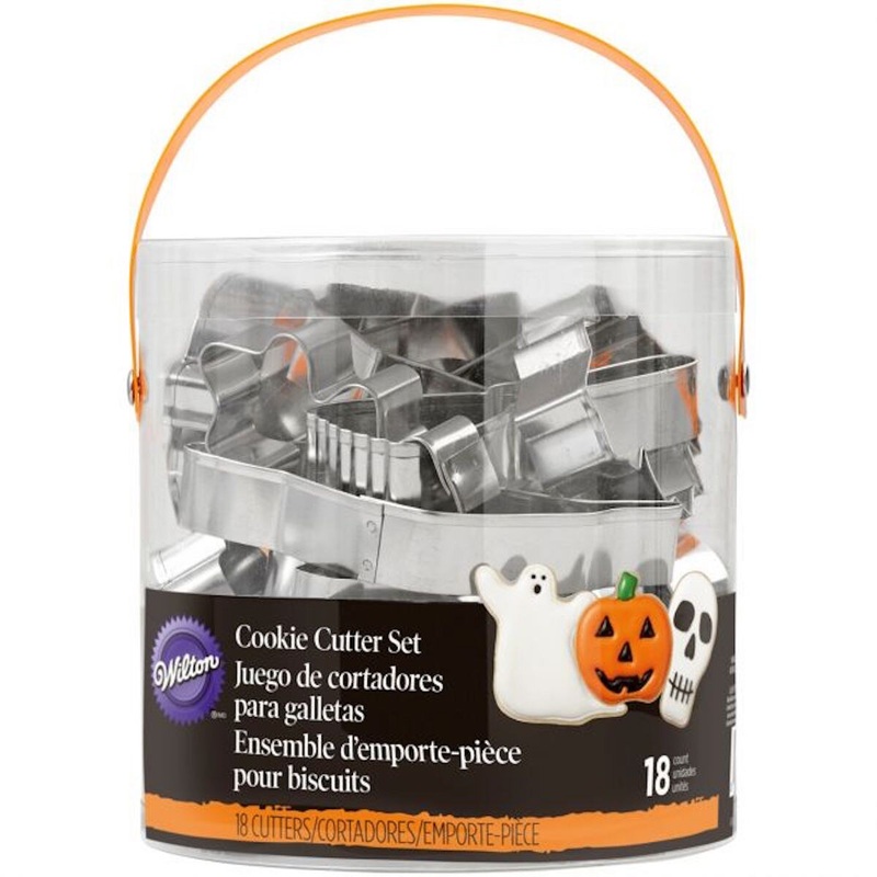 Halloween 18-Piece Bucket Cookie Cutter Set
