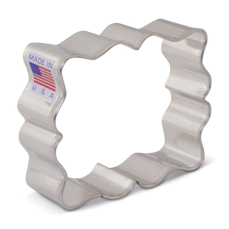 Small Fanciful Plaque Cookie Cutter 2-3/8