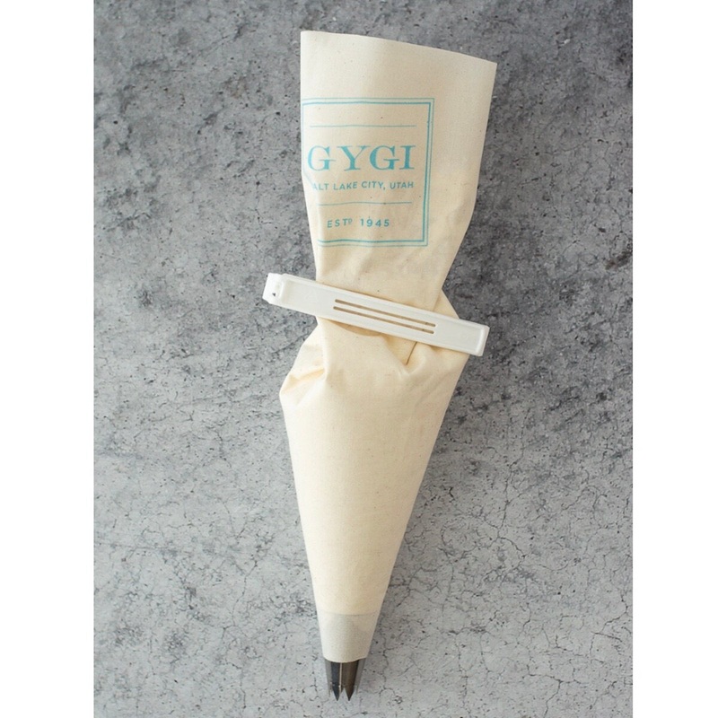 Plastic Coated Canvas Pastry Bag – 14